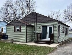 Pre-foreclosure in  6TH AVE E Sisseton, SD 57262