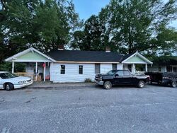 Pre-foreclosure in  RICE ST Belton, SC 29627