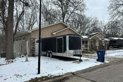 Pre-foreclosure in  APPLE CREEK DR Saint Louis, MO 63129