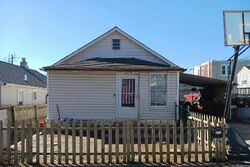 Pre-foreclosure in  BEALE ST Marcus Hook, PA 19061