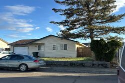 Pre-foreclosure Listing in E REEDER DR HERMISTON, OR 97838