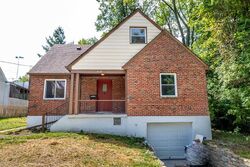 Pre-foreclosure in  W HIGH ST Cincinnati, OH 45238