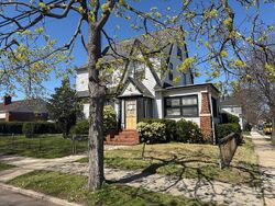 Pre-foreclosure in  FULTON ST New Brunswick, NJ 08901