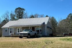 Pre-foreclosure in  COUNTY ROAD 601 Booneville, MS 38829