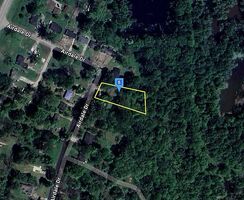 Pre-foreclosure in  AIRDALE DR Greenville, MS 38703