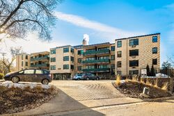  Excelsior Blvd , Minneapolis MN