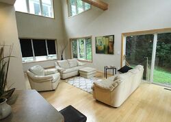 Pre-foreclosure in  BUTLER CT South Saint Paul, MN 55075