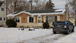 Pre-foreclosure in  STRATFORD AVE Lansing, MI 48911