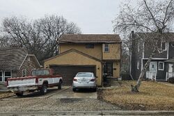 Pre-foreclosure in  BEECHWOOD DR Round Lake, IL 60073