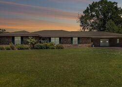 Pre-foreclosure in  SAINT PIERRE BLVD Carencro, LA 70520