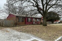 Pre-foreclosure in  S 9TH AVE Beech Grove, IN 46107