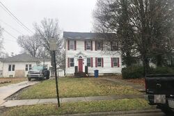 Pre-foreclosure in  W CHURCH ST Benton, IL 62812