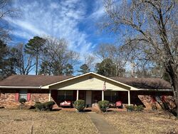  Amanda St, Camden AR