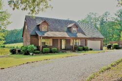 Pre-foreclosure in  ROCK SPRING RD Hartselle, AL 35640