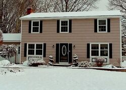 Pre-foreclosure in  COUNTRY DOWNS CIR Fairport, NY 14450