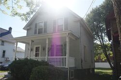 Pre-foreclosure in  E LINDEN AVE East Rochester, NY 14445