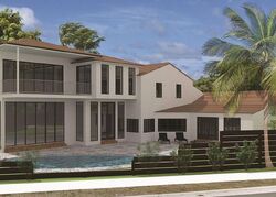  Pine Tree Dr, Miami Beach FL