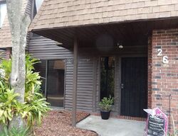 Pre-foreclosure in  N CRYSTAL LAKE DR  Lakeland, FL 33801