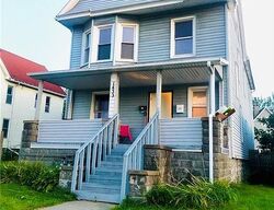 Pre-foreclosure in  S PARK AVE Buffalo, NY 14220
