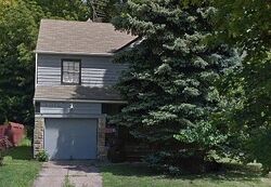 Pre-foreclosure in  HILTON RD Cleveland, OH 44112