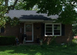  Foxwood Dr, Nicholasville KY