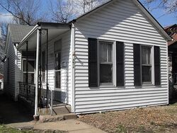 Pre-foreclosure in  PENNSYLVANIA AVE Saint Louis, MO 63111
