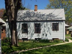 Pre-foreclosure in  W SPENCER PL Milwaukee, WI 53218