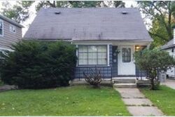 Pre-foreclosure in  N 35TH ST Milwaukee, WI 53209