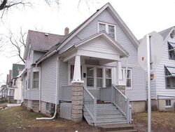  N 12th St, Milwaukee WI