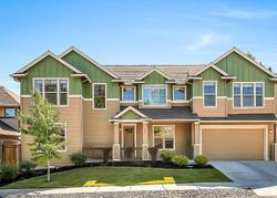 Pre-foreclosure in  NE TELIMA LN Bend, OR 97701