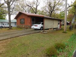 Pre-foreclosure in  W COWDRY DR Lead Hill, AR 72644