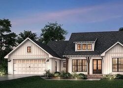 Pre-foreclosure in  BASELINE.5 RD SE Moses Lake, WA 98837