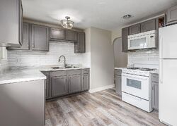 Pre-foreclosure in  S DAWES ST Kennewick, WA 99336