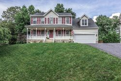 Pre-foreclosure in  HICKORY HILL DR Fredericksburg, VA 22408