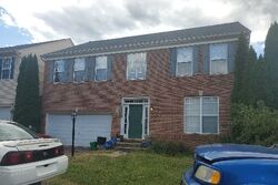 Pre-foreclosure in  LUTZ CT Woodbridge, VA 22193