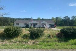 Pre-foreclosure in  LITTLE LOW GROUND RD Emporia, VA 23847