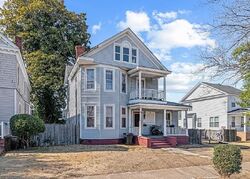 Pre-foreclosure in  PARKVIEW AVE Portsmouth, VA 23704