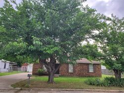 Pre-foreclosure in  DONALD ST Fort Worth, TX 76108