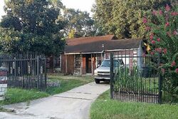 Pre-foreclosure in  ANNUNCIATION ST Houston, TX 77016