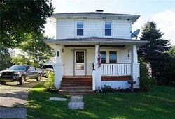 Pre-foreclosure in  HICKMAN ST Jefferson, PA 15344