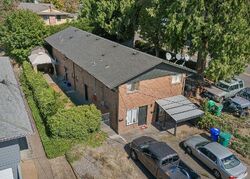 Pre-foreclosure in  SE 42ND AVE Portland, OR 97222