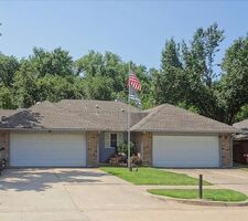 Pre-foreclosure in  BARTON ST Norman, OK 73072