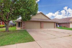 Pre-foreclosure in  SW 90TH PL Oklahoma City, OK 73159