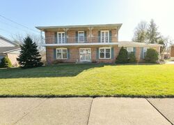 Pre-foreclosure in  CHRISTINE DR Fairfield, OH 45014