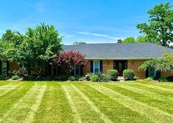 Pre-foreclosure in  HETZLER RD Middletown, OH 45042