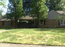 Pre-foreclosure in  MOUNT VERNON BLVD Cleveland, OH 44112