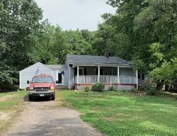 Pre-foreclosure in  OXFORD STATE RD Middletown, OH 45044