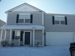 Pre-foreclosure in  CANAL HIGHLANDS BLVD Canal Winchester, OH 43110