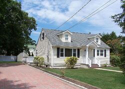 Pre-foreclosure in  WESTMINSTER DR Shirley, NY 11967