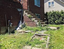 Pre-foreclosure in  RICHMOND RD Staten Island, NY 10304